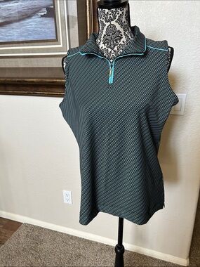 Bundle of Two Sleeveless Polo Tops
